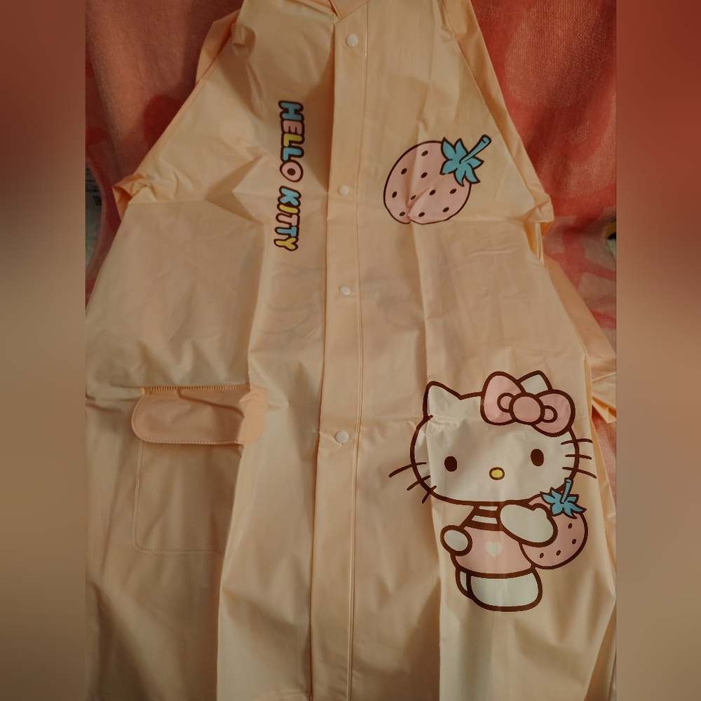 EXCLUSIVE - Hello Kitty Girl's Pink Hooded Raincoat & Storage Tote - Size XXXL - Picture 5 of 10